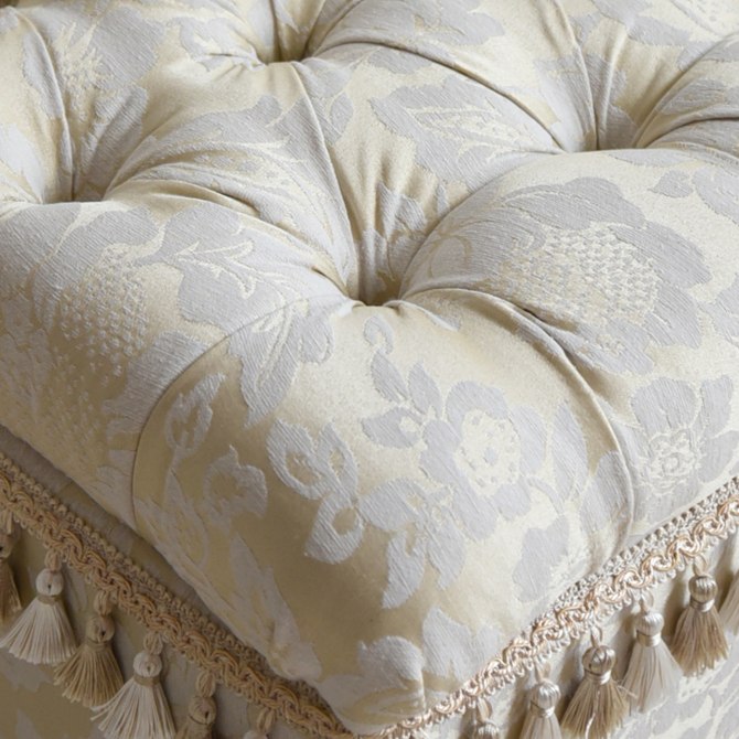 ヨーロピアン アンティーク調 収納付き スツール 画像6